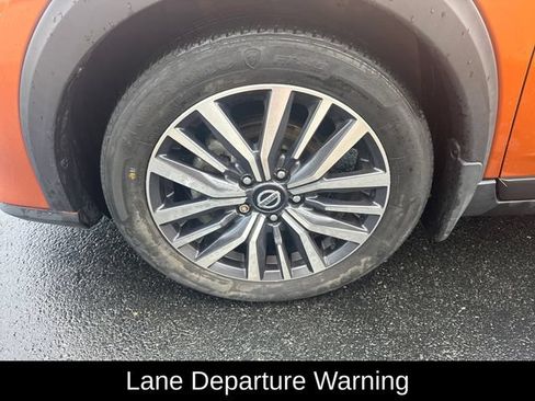 Used 2021 Nissan Kicks SV FWD image 10