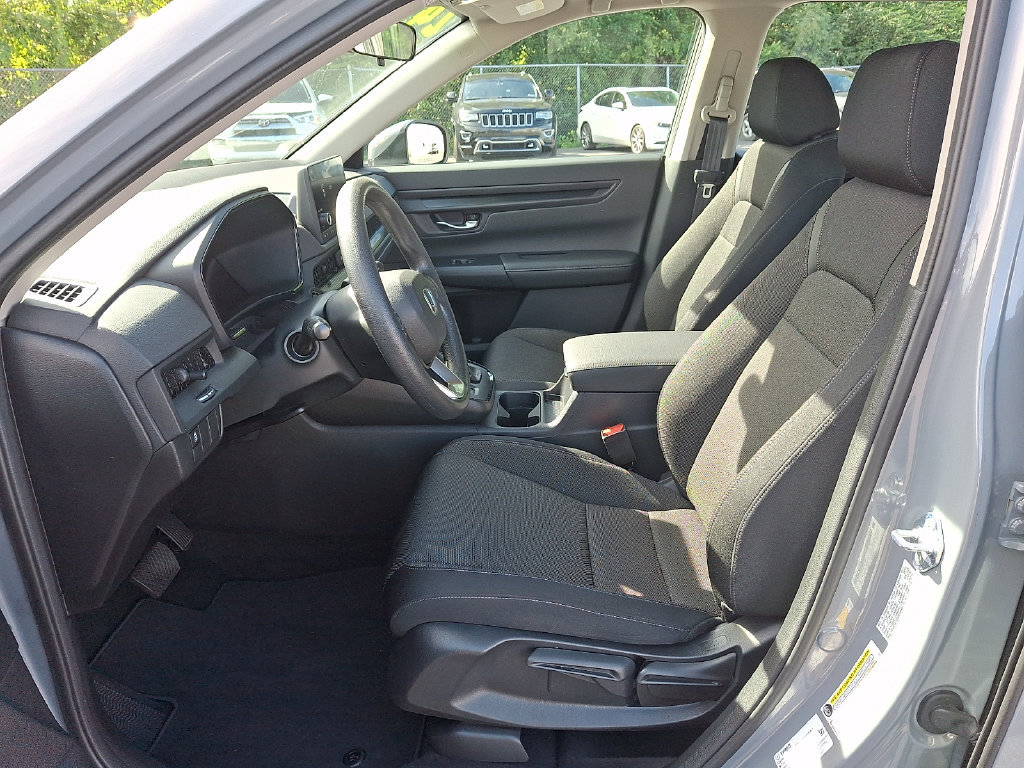 Used 2024 Honda CR-V LX image 13