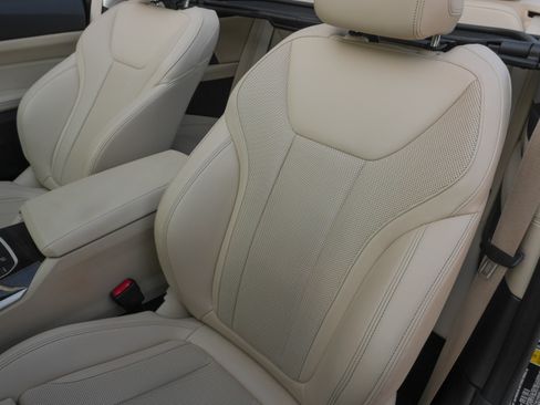 Used 2022 BMW 430i Convertible w/ Premium Package RWD image 17