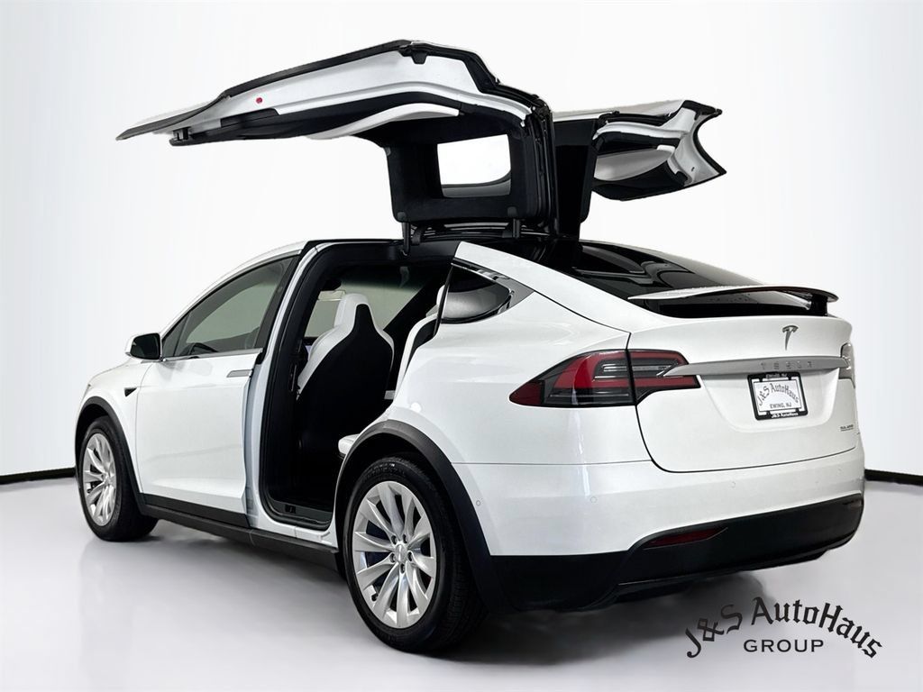 Used 2019 Tesla Model X P100D AWD/4WD image 5