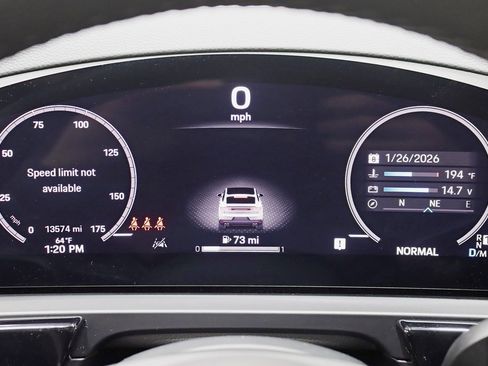 Used 2024 Porsche Cayenne Coupe image 16