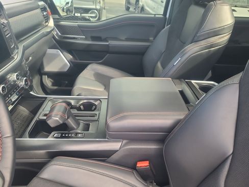Used 2025 Ford F150 Raptor AWD/4WD image 15