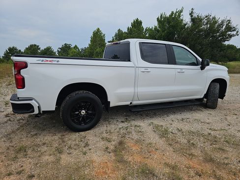 Used 2020 Chevrolet Silverado 1500 RST w/ Bed Protection Package AWD/4WD image 3