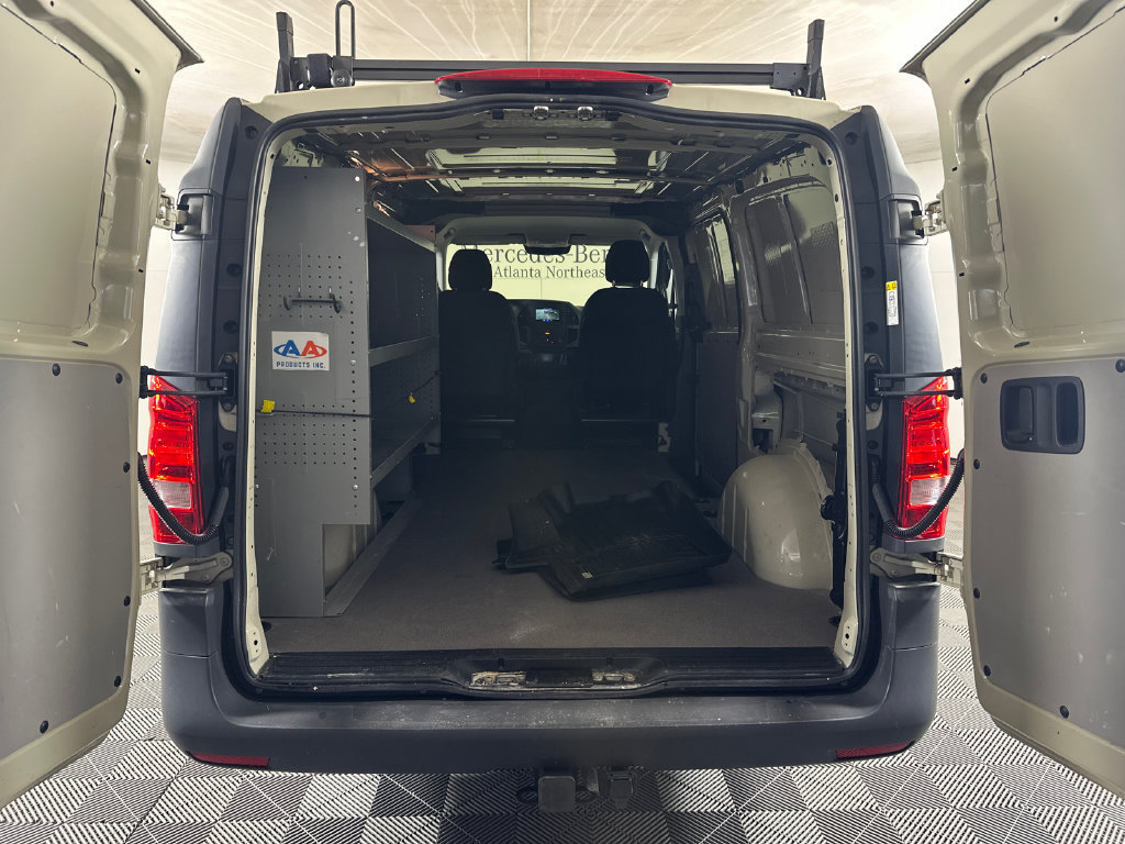 Used 2023 Mercedes-Benz Metris image 18