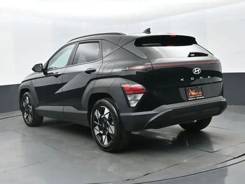 Used 2024 Hyundai Kona SEL FWD image 9