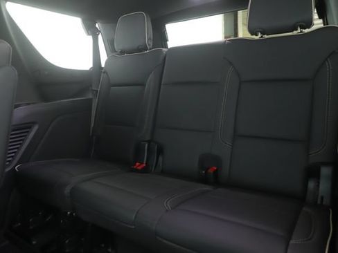 Used 2026 Chevrolet Tahoe Premier w/ Sun And Tow Package AWD/4WD image 31