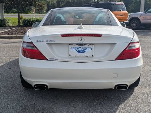 Used 2014 Mercedes-Benz SLK 250 image 5