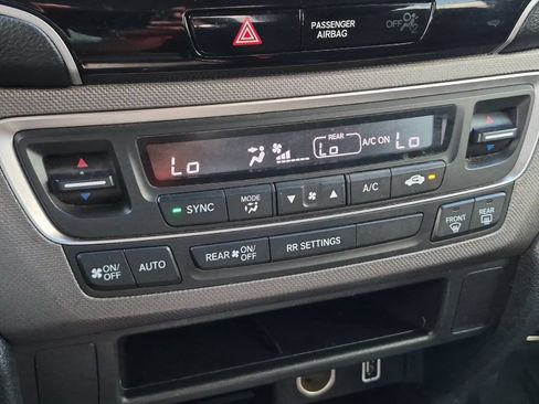 Used 2022 Honda Ridgeline Sport image 17
