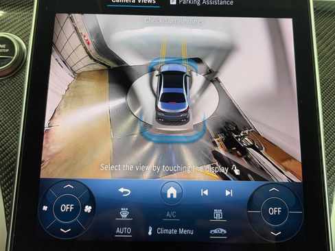 Used 2024 Mercedes-Benz C 43 AMG 4MATIC Sedan image 25