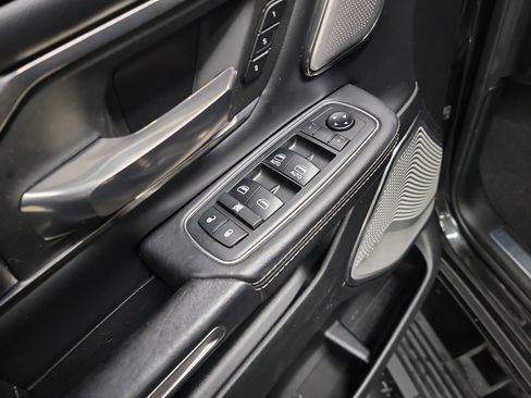 Used 2019 RAM 1500 Limited image 14