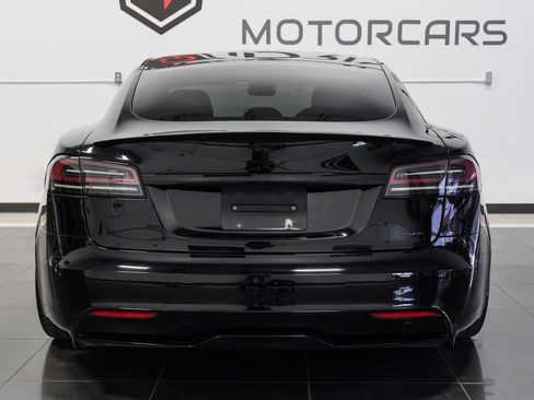 Used 2022 Tesla Model S Plaid image 13
