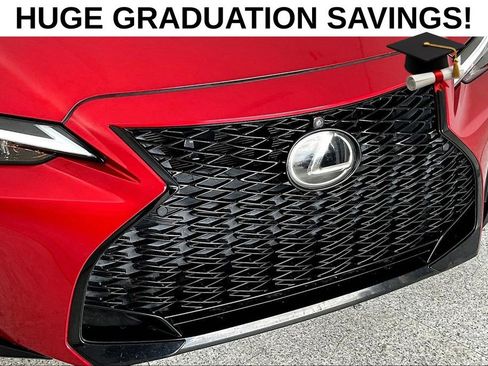 Used 2022 Lexus IS 350 F Sport RWD image 36