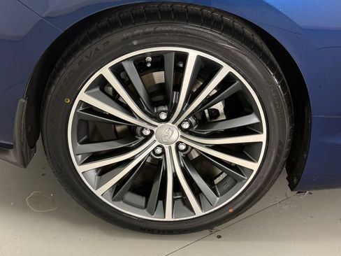 Used 2017 INFINITI Q60 3.0t w/ Cargo Package RWD image 13