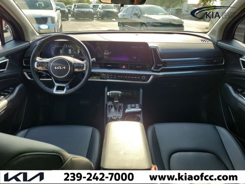 Used 2025 Kia Sportage EX FWD image 14