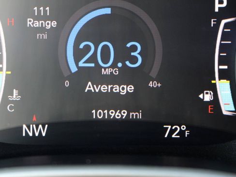 Used 2018 Chrysler Pacifica Touring-L w/ Advanced Safetytec Group FWD image 22
