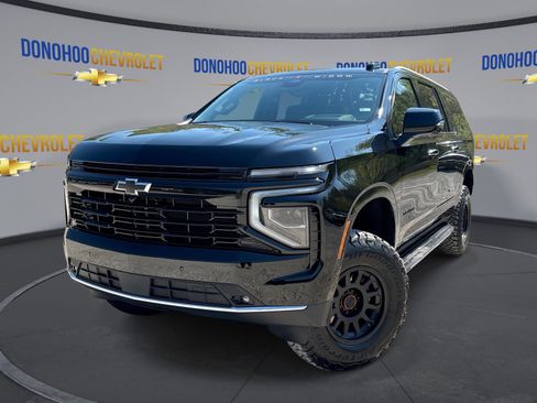 New 2025 Chevrolet Suburban Premier AWD/4WD image 5