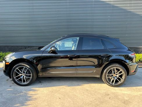 Used 2026 Porsche Macan AWD/4WD image 2