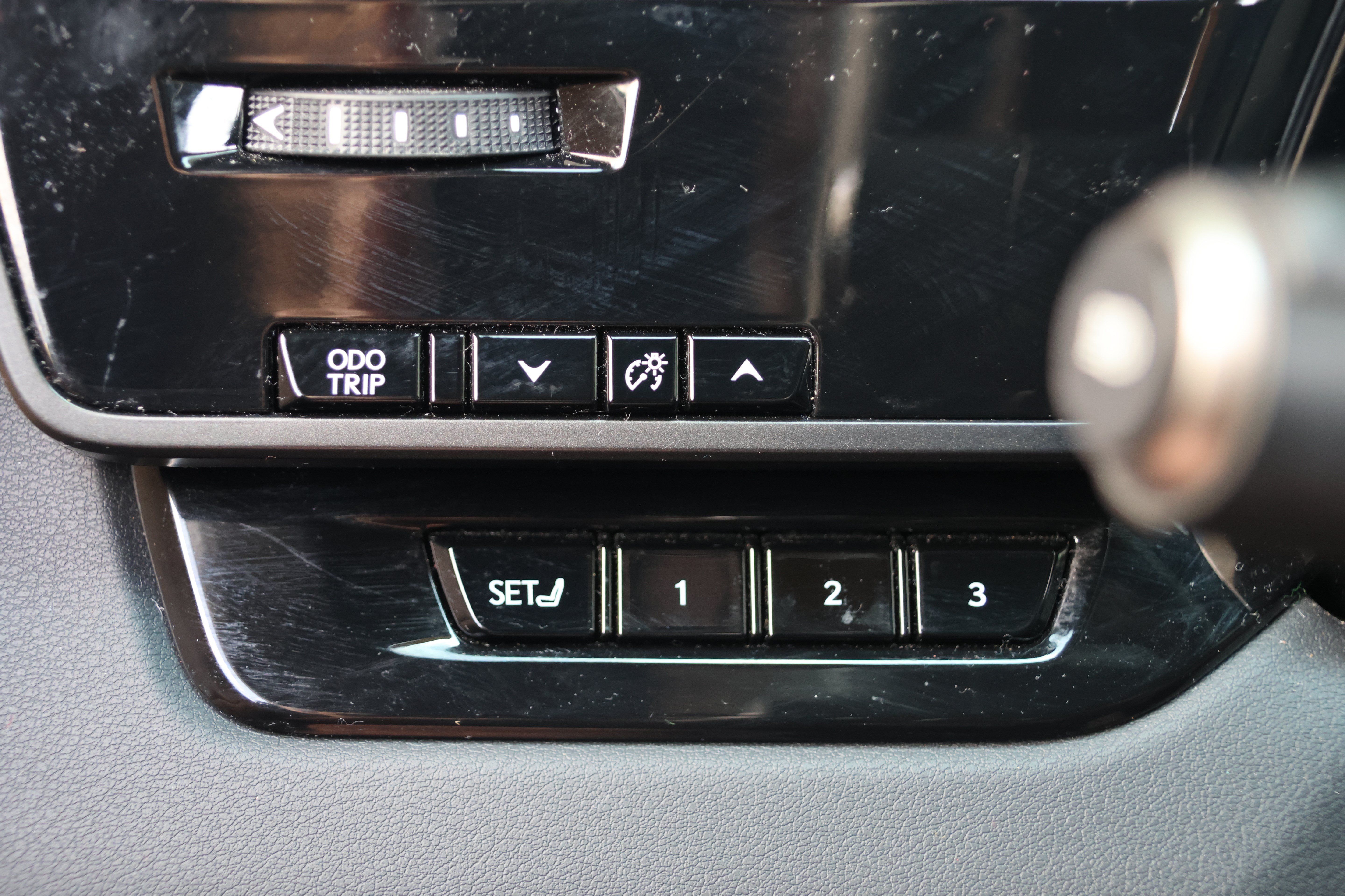 Used 2024 Lexus RX 350 Premium Plus w/ Convenience Package FWD image 14