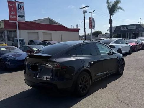 Used 2024 Tesla Model X AWD/4WD image 4