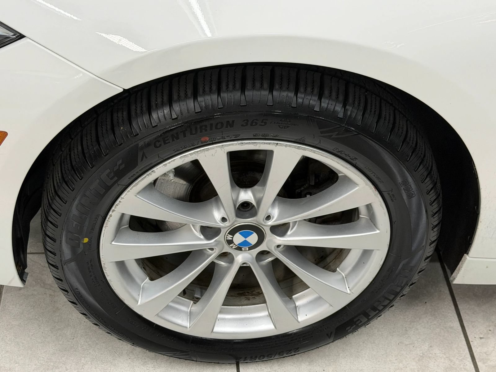 Used 2017 BMW 320i Sedan RWD image 34