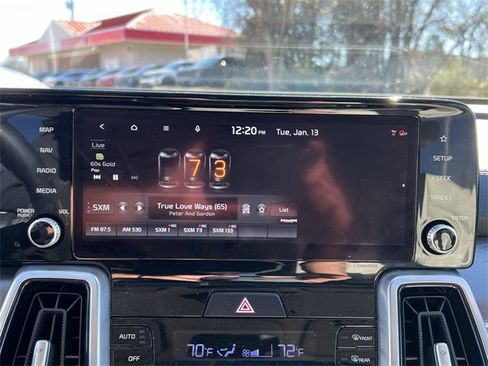 Certified 2022 Kia Sorento SX image 16