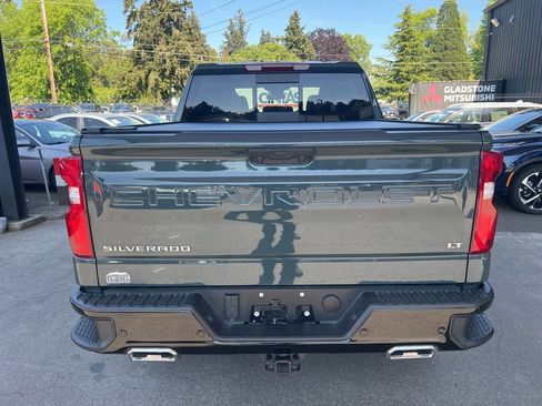 Used 2025 Chevrolet Silverado 1500 LT Trail Boss w/ Convenience Package II AWD/4WD image 6