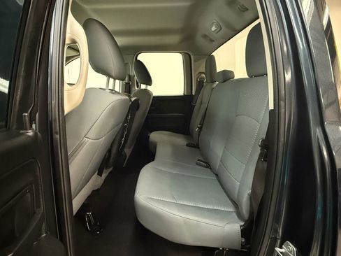 Used 2018 RAM 1500 Express w/ Express Value Package image 17