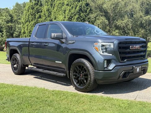 Used 2021 GMC Sierra 1500 Elevation w/ X31 Off-Road Package AWD/4WD image 1