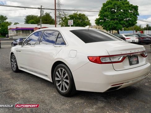 Used 2018 Lincoln Continental Premiere FWD image 5