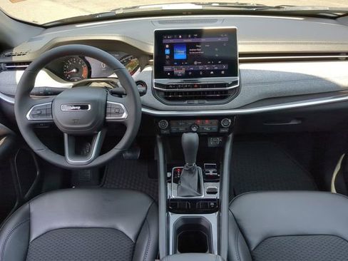 New 2023 Jeep Compass Latitude w/ Convenience Group image 16