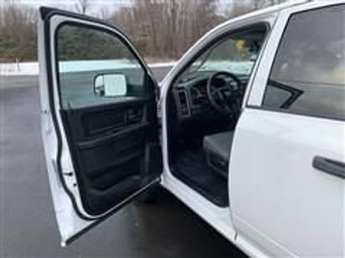 Used 2019 RAM 1500 Express image 35