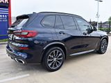 Used 2019 BMW X5 xDrive40i w/ M Sport Package image 5