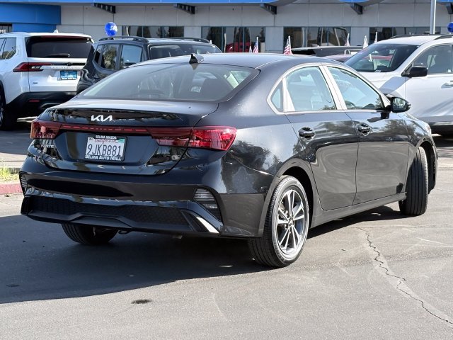 Used 2023 Kia Forte LXS FWD image 5