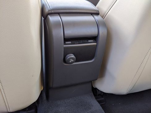 Used 2016 Volvo S60 T5 Premier w/ Convenience Package image 25