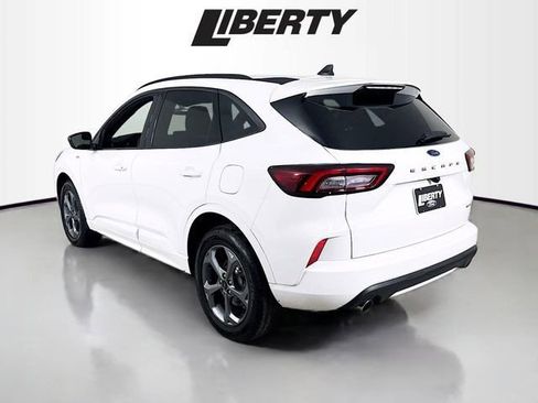 Certified 2023 Ford Escape ST-Line image 5