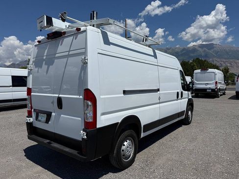 Used 2023 RAM ProMaster 2500 FWD image 3