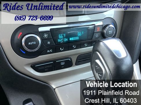 Used 2012 Ford Focus SEL FWD image 17