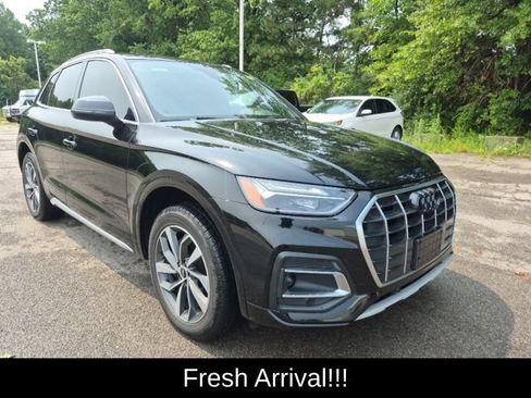 Used 2021 Audi Q5 2.0T Premium w/ Convenience Package AWD/4WD image 10