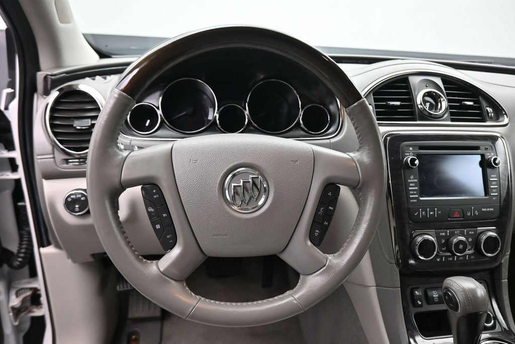 Used 2017 Buick Enclave Leather AWD/4WD image 15