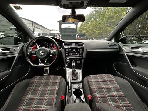 Used 2019 Volkswagen GTI Rabbit Edition image 10