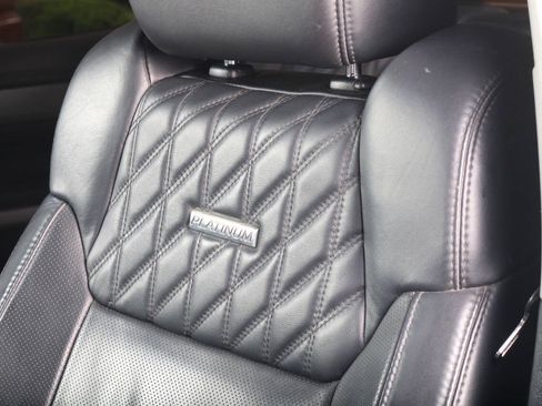 Used 2016 Toyota Tundra Platinum RWD image 28