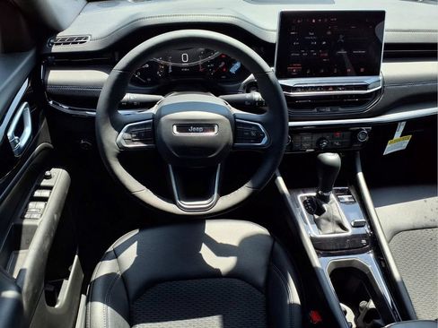 New 2026 Jeep Compass Latitude AWD/4WD image 20