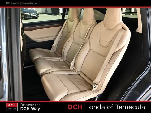 Used 2016 Tesla Model X P90D image 21