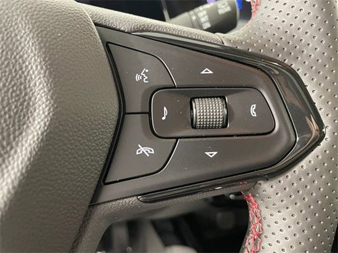 New 2026 Chevrolet Trax RS w/ Sunroof Package image 8