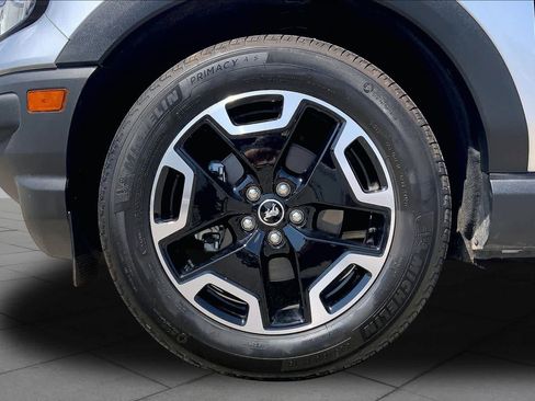 Certified 2023 Ford Bronco Sport Outer Banks AWD/4WD image 11