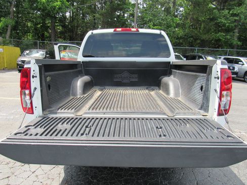 Used 2019 Nissan Frontier SV RWD image 23