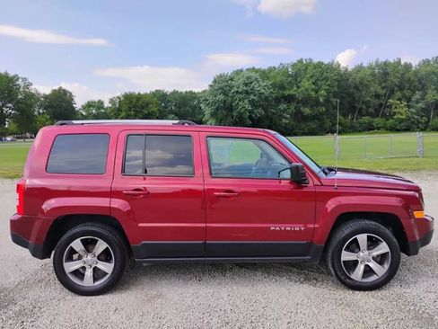Used 2017 Jeep Patriot High Altitude image 8