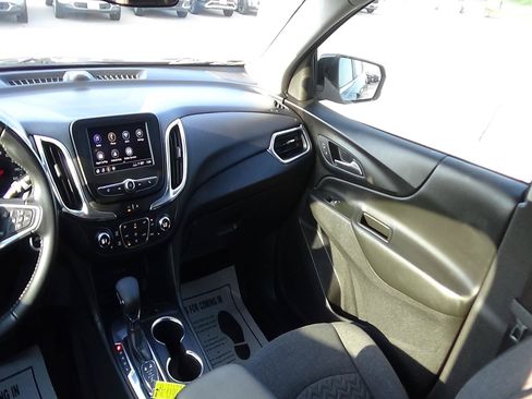 Used 2022 Chevrolet Equinox LT FWD image 13