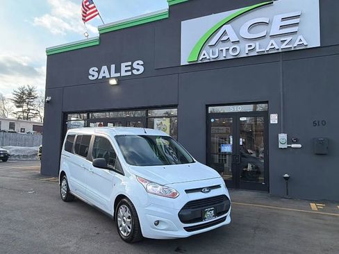 Used 2018 Ford Transit Connect XLT image 1