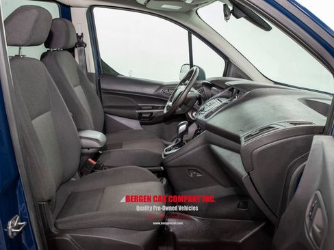 Used 2017 Ford Transit Connect XL image 17